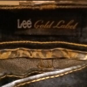 FINAL PRICE Lee Gold Label denim jeans wave design & zippered front pockets 10M